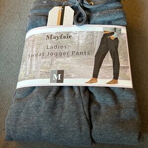 New MayFair Charcoal Gray Women’s Sweat Jogger Pants Size:Medium